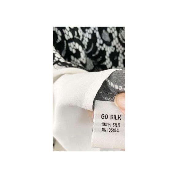 Go Silk Floral Print Button-Down Blouse Top Small - Picture 6 of 6
